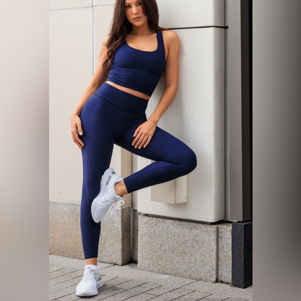 Navy Booty by Brabants Textured Leggings